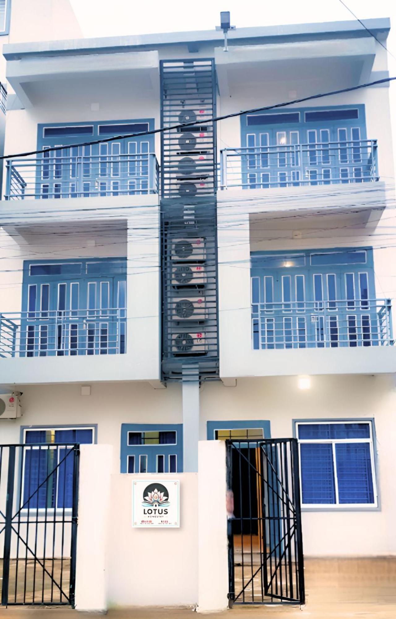 Lotus Homestay Sihanoukville Eksteriør bilde